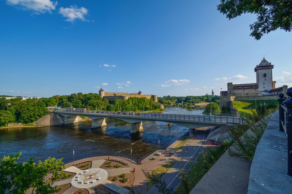 Estonia-Ponte-a-Narva